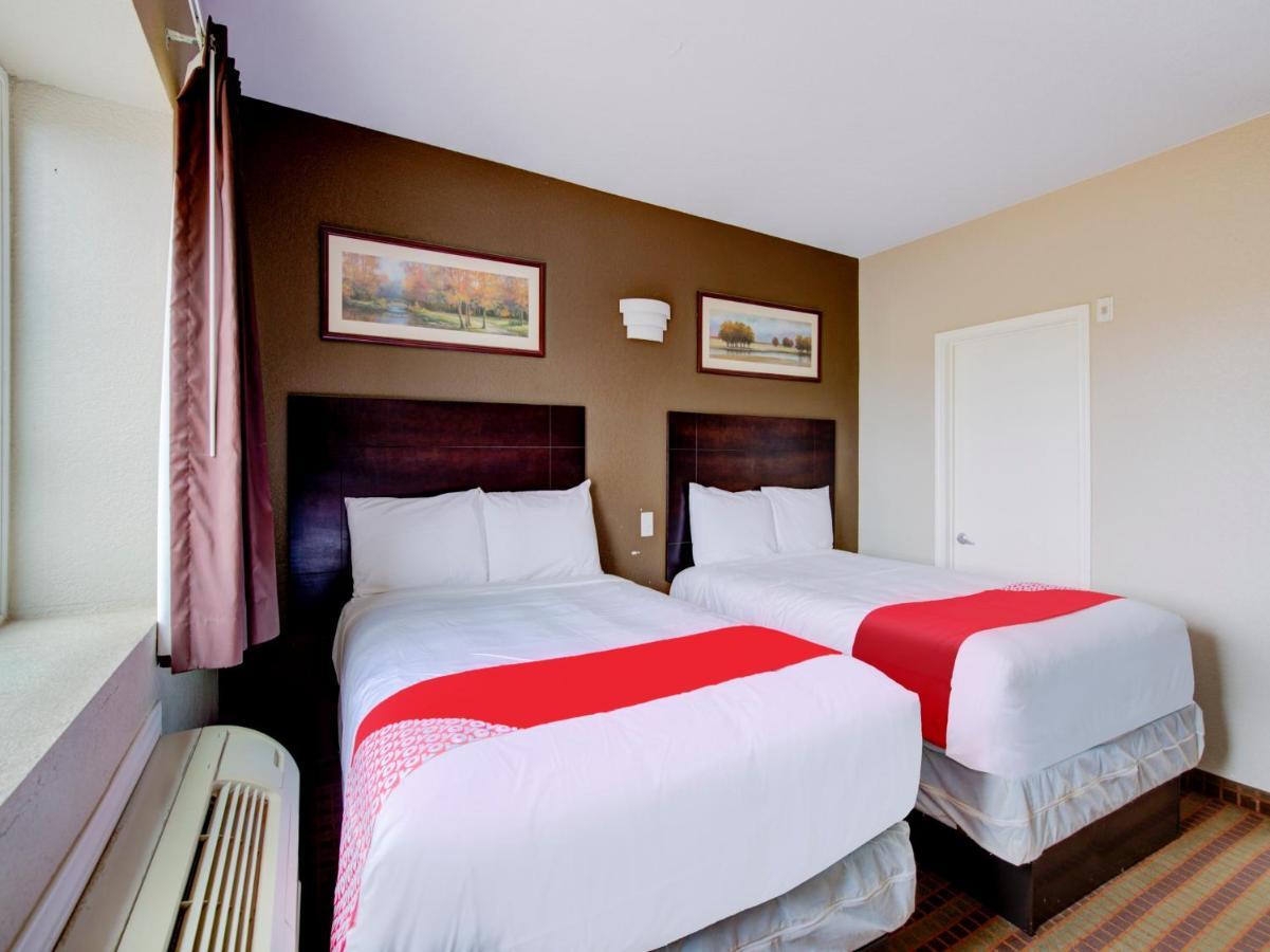 Hotel Dilley Grand Eksteriør billede